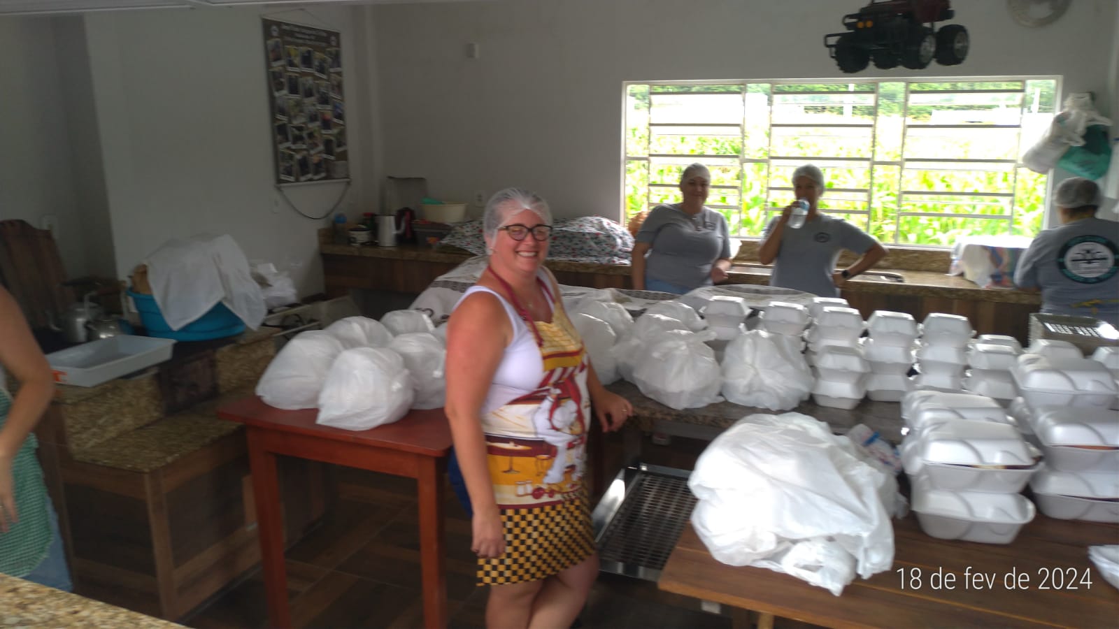 Galeto do Jeep Clube 2024 - Foto 1